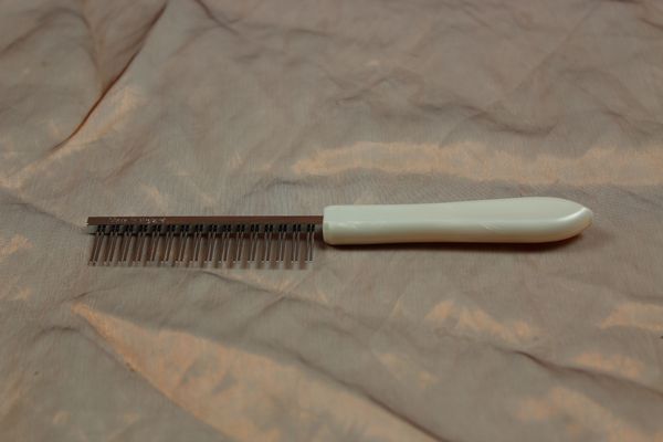 TLC, The Comb, Luxury Facial Comb with Double Teeth,